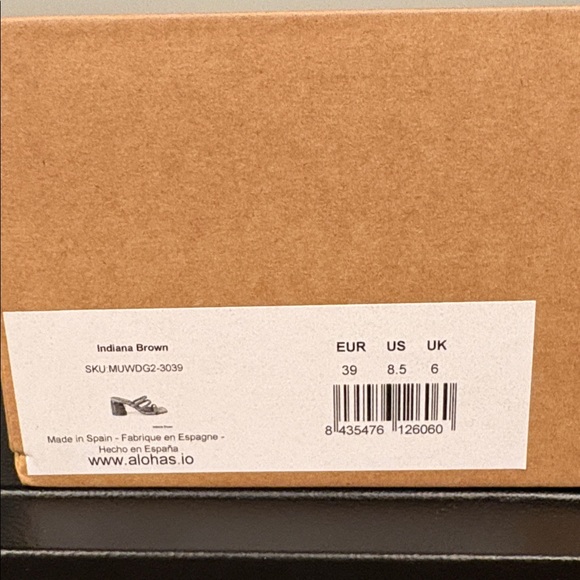 Alohas Heels - Picture 6 of 6